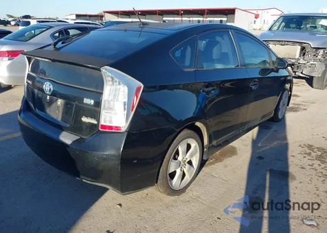 2010 Toyota Prius V z USA, uszkodzony, nr VIN JTDKN3DUXA0153494